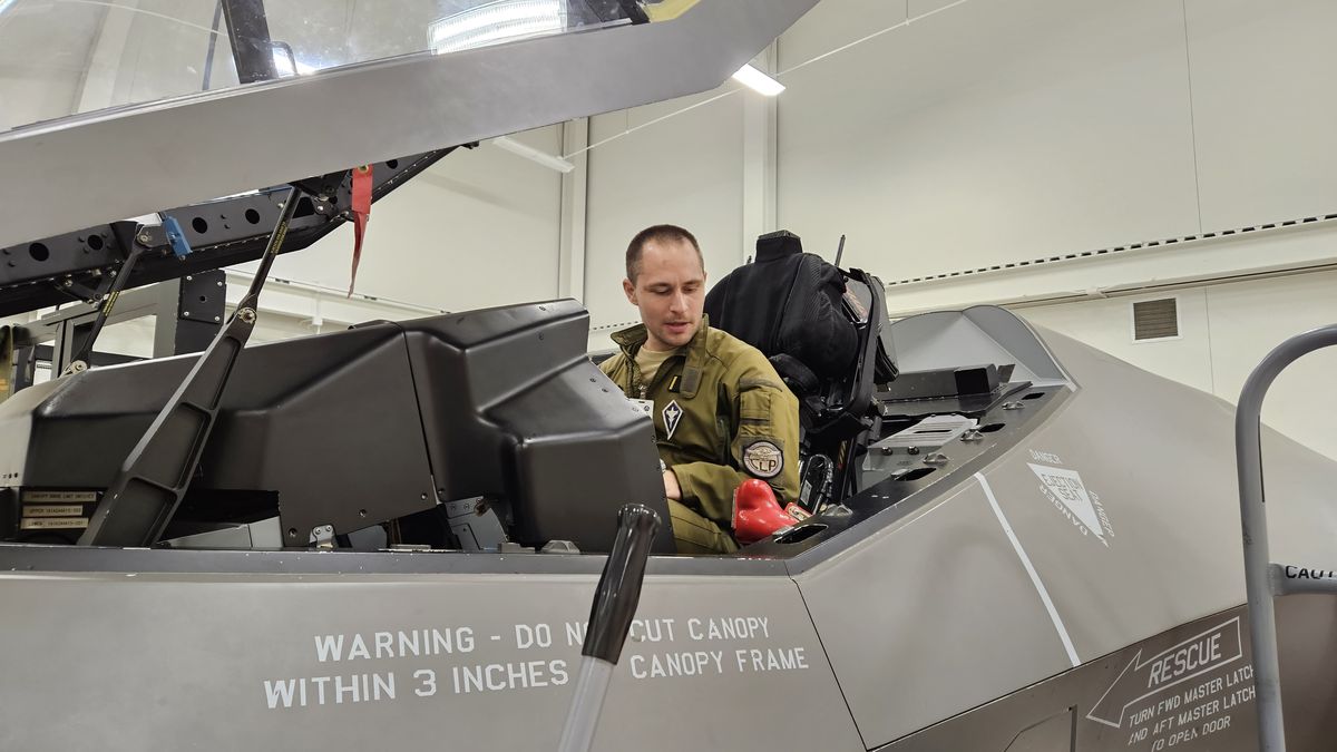 Stíhačky F-35 jsou pro Česko správnou volbou, říká bojový pilot Svoboda